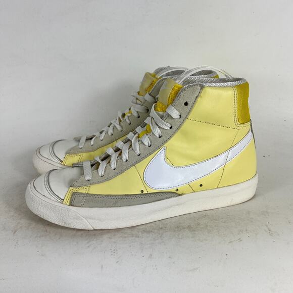 Nike Blazer Mid 77 Sneakers Women's 8.5 Yellow White Running Shoes CZ0363-700 - Picture 5 of 9